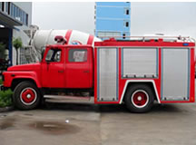 東風(fēng)140尖頭水罐消防車