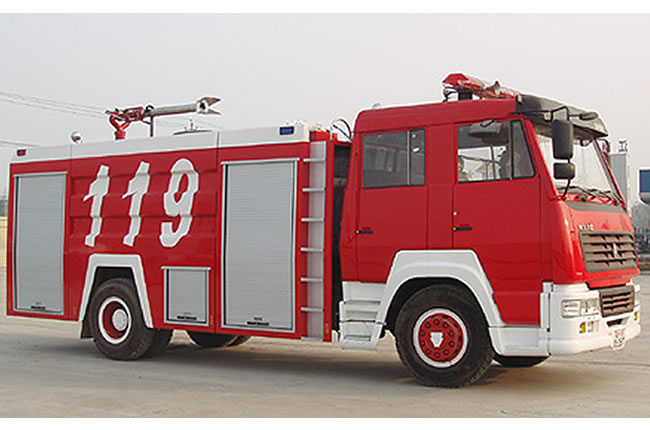 重汽斯太爾單橋水罐消防車左方位圖片
