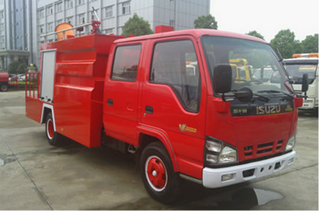 五十鈴水罐噴藥消防車臉部左側(cè)圖片