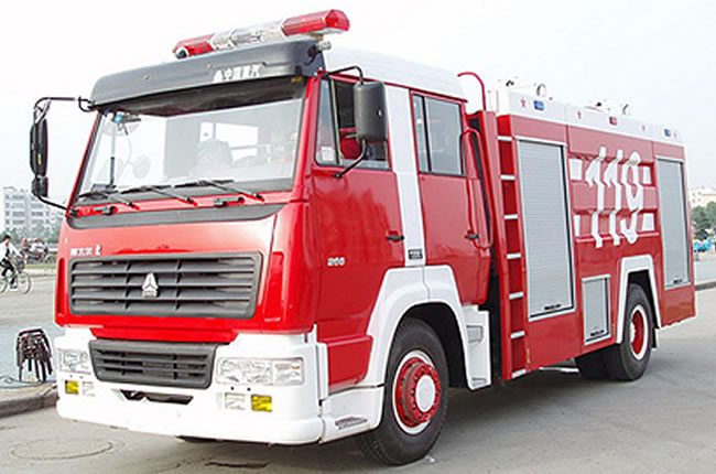 斯太爾單橋A類泡沫消防車臉部圖片