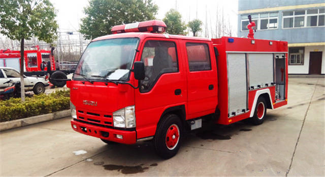 慶鈴五十鈴2-3方小型水罐消防車